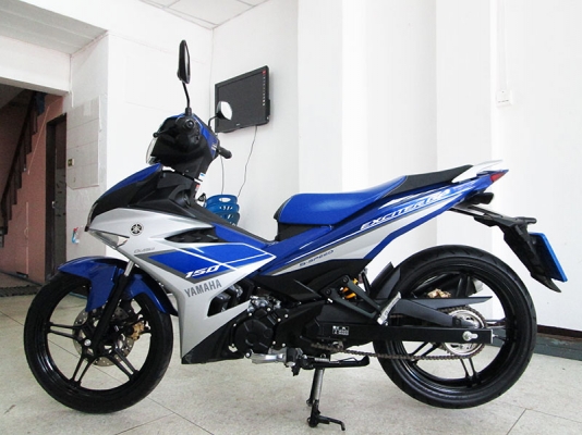 (โอนฟรี) ขาย Exciter 150 ปี 2016 ไมล์แท้ 1917 กม แรงด้วยขุมกำลัง 150 CC สภาพสวยเดิมๆ เครื่องแน่ๆ  สีน้ำเงิน เทา จด 25 มกราคม 2559 ราคา 53900 บาท