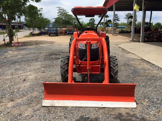 ขายรถไถคูโบต้า L47082เพลา สวยๆเดิมๆใช้งาน 900 ชม. ขายพร้อมชุดอุปกรณ์ใบมีดดันดินหน้าและผานพรวน ราคา 398,000 บาท สนใจโทร 081-9136451 หรือ ขอดูรูปได้ทาง line:bow6451 ค่ะ