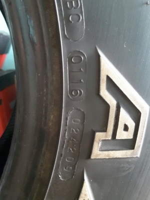 Maxxis AT 265/70/16 ปี16 สภาพสวยๆ 1ชุด Maxxis AT 265/70/16 ปี16 สภาพสวยๆ 1ชุด