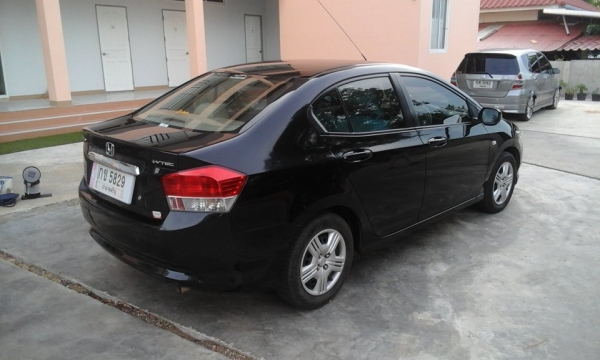 ฮอนด้า ซิตี้ มือเดียวป้ายแดง สภาพสวยเดิม พร้อมใช้ ราคาถูก