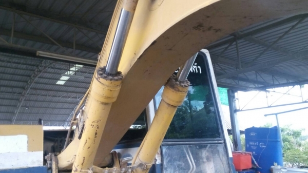 ขายรถแมคโค โคมัสสุ PC-120-5สภาพสวยไฟฟ้าครบช่วงล่างไม่ผุโซ่ลอนเลอร์สวย