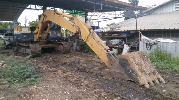 ขายรถแมคโค โคมัสสุ PC-120-5สภาพสวยไฟฟ้าครบช่วงล่างไม่ผุโซ่ลอนเลอร์สวย