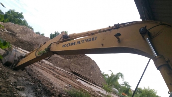 ขายรถแมคโค โคมัสสุ PC-120-5สภาพสวยไฟฟ้าครบช่วงล่างไม่ผุโซ่ลอนเลอร์สวย