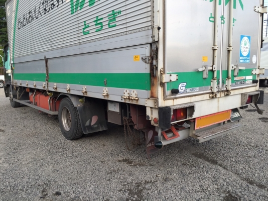 HINO FD2JLB เครื่องJO8C ธรรมดา รถตัดนะค่ะไม่มีแชทซี ล้อรถ ถังน้ำมัน อย่างอื่นครบค่ะ HINO FD2JLB เครื่องJO8C ธรรมดา รถตัดนะค่ะไม่มีแชทซี ล้อรถ ถังน้ำมัน อย่างอื่นครบค่ะ