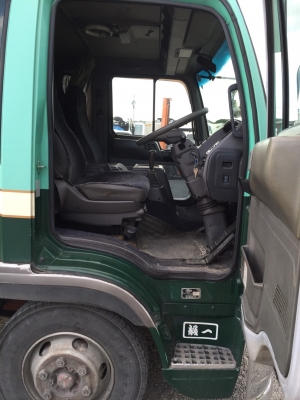 HINO FD2JLB เครื่องJO8C ธรรมดา รถตัดนะค่ะไม่มีแชทซี ล้อรถ ถังน้ำมัน อย่างอื่นครบค่ะ HINO FD2JLB เครื่องJO8C ธรรมดา รถตัดนะค่ะไม่มีแชทซี ล้อรถ ถังน้ำมัน อย่างอื่นครบค่ะ