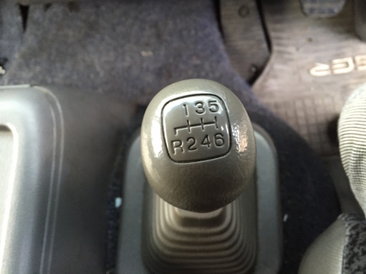 HINO FD2JLB เครื่องJO8C ธรรมดา รถตัดนะค่ะไม่มีแชทซี ล้อรถ ถังน้ำมัน อย่างอื่นครบค่ะ HINO FD2JLB เครื่องJO8C ธรรมดา รถตัดนะค่ะไม่มีแชทซี ล้อรถ ถังน้ำมัน อย่างอื่นครบค่ะ