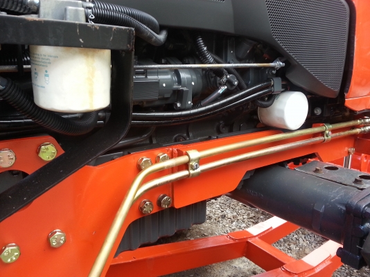 คูโบต้า L4708 4 WD ใบมีดดันหน้าใหม่ ผานหลัง 6x22 ใหม่ ทำงาน 789 ชั่วโมง..จดทะเบียน ธ.ค.2555