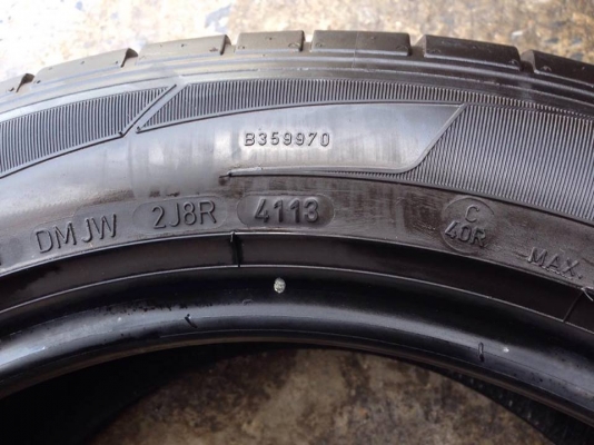 ยาง DUNLOP 245-50-18 MADE IN GERMANY ยางรันแฟลต ปี 13 ครบชุด 4 เส้น 3500 สภาพสวยๆไม่บวมดอกยางเหลือเยอะเอาไปวิ่งกันใด้อีกยาวค่ะ