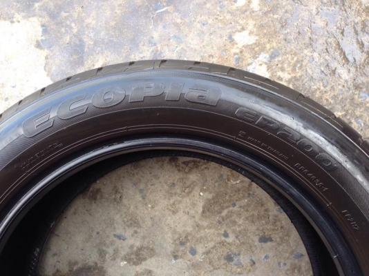 ยาง Bridgstone 215-55-17 รุ่น ECOPLA ปี 14 ครบชุด 4 เส้น 5000 สภาพสวยๆไม่มีปะไม่บวมไม่กินข้างดอกยางเหลือเยอะเอาไปวิ่งกันใด้อีกยาวค่ะ ยาง Bridgstone 215-55-17 รุ่น ECOPLA ปี 14 ครบชุด 4 เส้น 5000 สภาพสวยๆไม่มีปะไม่บวมไม่กินข้างดอกยางเหลือเยอะเอาไปวิ่งกันใด้อีกยาวค่ะ