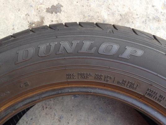 ยาง DUNLOP 215-60-16 ปี 14 ครบชุด 4 เส้น 3500 สภาพสวยๆดอกยางนิ่มๆไม่บวมเอาไปวิ่งกันยาวๆราคาเบาๆค่ะ