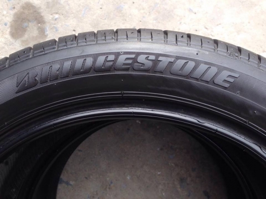 ยาง Bridgstone 195-50-16 ปี 15 ครบชุด 4 เส้น 3000 สภาพสวยๆดอกยางนิ่มๆไม่บวมดอกยางเหลือเยอะวิ่งใด้อีกนานค่ะ