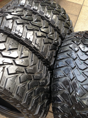 ยาง Mud Maxxis 275 60 20 ดอกเต็ม ไม่มีปะ ราคาไม่แพง