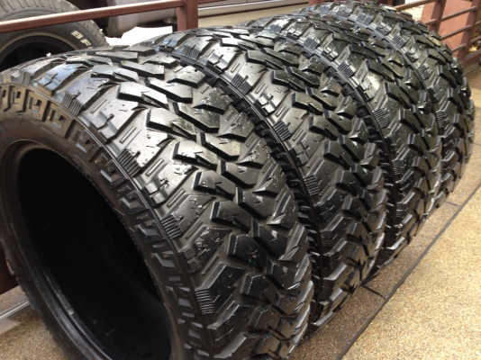ยาง Mud Maxxis 275 60 20 ดอกเต็ม ไม่มีปะ ราคาไม่แพง