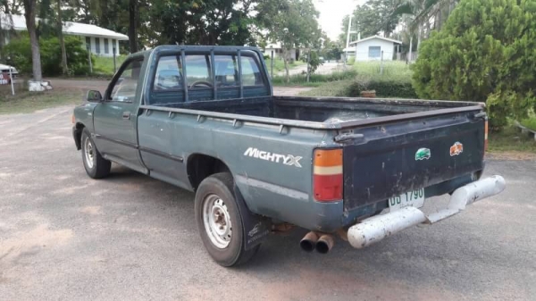 TOYOTA MIGHTY X 2.5 2L เดิมจัด TOYOTA MIGHTY X 2.5 2L เดิมจัด