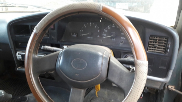 TOYOTA MIGHTY X 2.5 2L เดิมจัด TOYOTA MIGHTY X 2.5 2L เดิมจัด