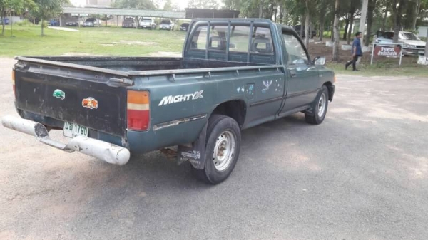 TOYOTA MIGHTY X 2.5 2L เดิมจัด TOYOTA MIGHTY X 2.5 2L เดิมจัด