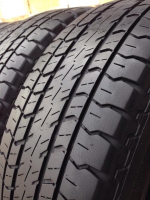 ยาง Firestone 205-70-15 2 เส้น 215 70 15 2 เส้น ปี 14 ครบชุด 4 เส้น 4000 สภาพสวยๆดอกยางนิ่มๆไม่บวมเอาไปวิ่งกันยาวๆราคาเบาๆค่ะ