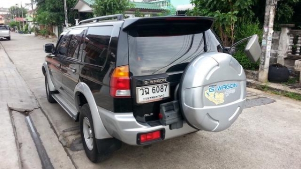 02 มิตซูบิชิ จีวาก้อน 2.8 abs airbag มือเดียว เกียร์ออโต้ 4x4