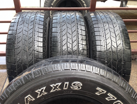 ยาง Maxxis 265 65 17 กลางปี14 ดอกสวย พร้อมใช้งาน ราคาไม่แพง