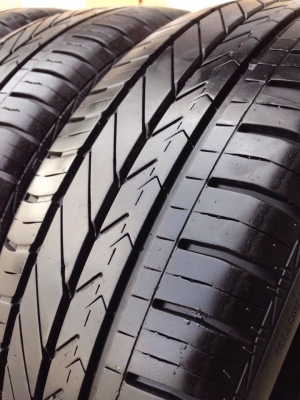 ยาง GOOD YEAR 195-65-15 ปี 13 ครบชุด 4 เส้น 3500 สภาพสวยๆไม่บวมไม่กินข้างดอกยางเหลือเยอะวิ่งใด้อีกนานค่ะ