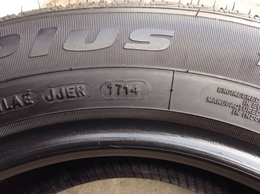 ยาง GOOD YEAR 195-65-15 ปี 13 ครบชุด 4 เส้น 3500 สภาพสวยๆไม่บวมไม่กินข้างดอกยางเหลือเยอะวิ่งใด้อีกนานค่ะ