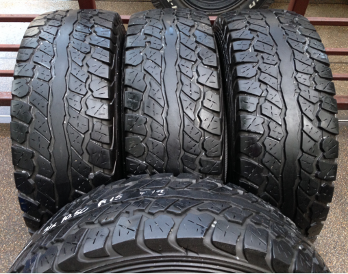 ยาง All Dunlop 31 10.5 R15 ปี13 ดอกเยอะ พร้อมใช้งาน ราคาไม่แพง