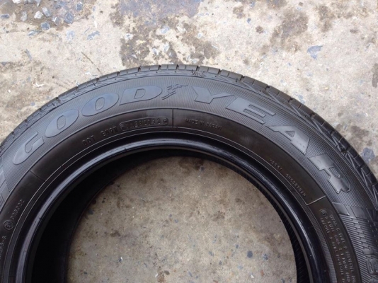 ยาง GOOD YEAR 195-65-15 MADE IN JAPAN ปี 13 ครบชุด 4 เส้น 3000 สภาพสวยๆไม่มีปะไม่บวมไม่กินข้างดอกยางเหลือเยอะวิ่งใด้อีกนานค่ะ