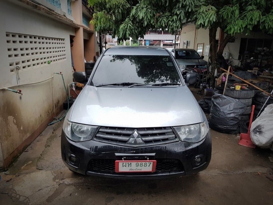 Triton ตอนเดียว ปี 2011 cng โรงงาน ราคา 198000 ++++++++