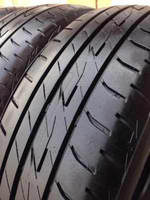 ยาง Bridgstone 185-60-15 ปี 15 ครบชุด 4 เส้น 3000 สภาพสวยๆไม่บวมไม่กินข้างดอกยางเหลือเยอะเอาไปวิ่งกันใด้อีกยาวค่ะ
