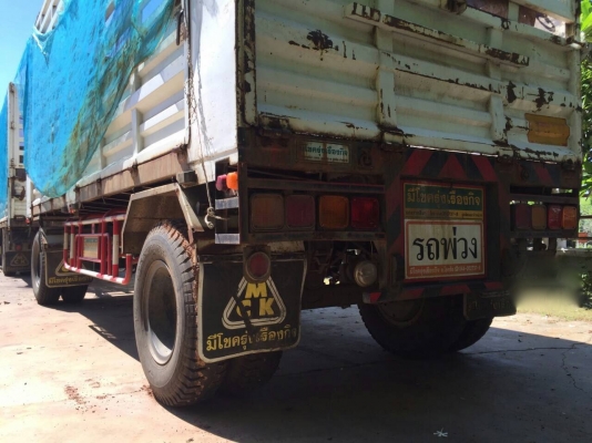 รถอีซูซุ 6 ล้อ FTR  240 แรงม้า. ปี 54. ( รถวิ่ง 27x,xxx กม. ) , ( ขาย แม่ , ลูก. ) , ( มี ขาย 6 พ่วง. )   สนใจติดต่อ  081 - 6079515