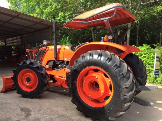 ขายรถไถ Kubota M8540 (4WD) พร้อมดันหน้า ผานบุกเบิกช้าง รถพร้อมใช้งานครับ