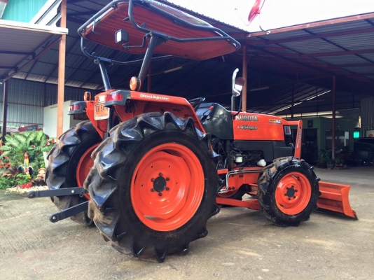 ขายรถไถKubota L4508DI (4WD) พร้อมใบมีดหน้าและผานพรวน รถสวย พร้อมใช้งาน