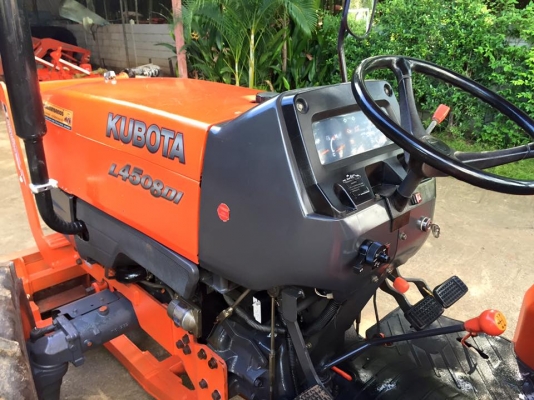 ขายรถไถKubota L4508DI (4WD) พร้อมใบมีดหน้าและผานพรวน รถสวย พร้อมใช้งาน
