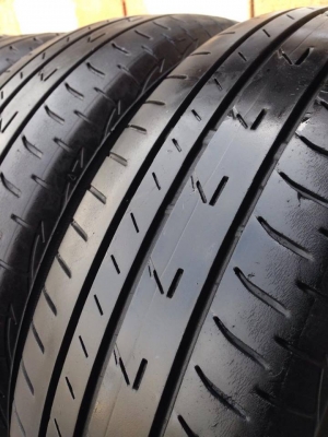 ยาง Bridgstone 175-65-15 ปี 15 ครบชุด 4 เส้น 3000 สภาพสวยๆไม่มีปะไม่บวมไม่กินข้างดอกยางเหลือเยอะเอาไปวิ่งกันใด้อีกยาวค่ะ