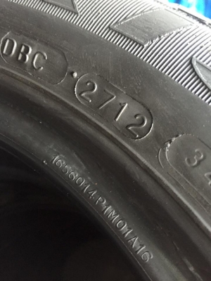 ขายยาง MAXXIS MA-P1 165-60-14 ปี12 ดอกหนา ไม่มีปะ สภาพสวย ชุดละ 2,200 บาท