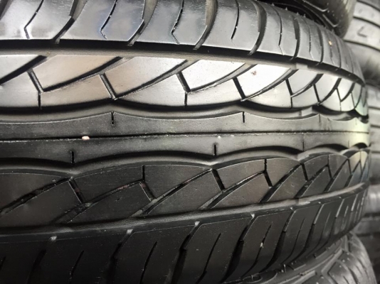 ขายยาง MAXXIS MA-P1 165-60-14 ปี12 ดอกหนา ไม่มีปะ สภาพสวย ชุดละ 2,200 บาท