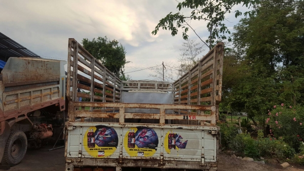 6ล้อฮีโนFC 174  เครื่องHO7C เพาเวอร์รถพร้อมไช้ เอกสารพร้อมโอน