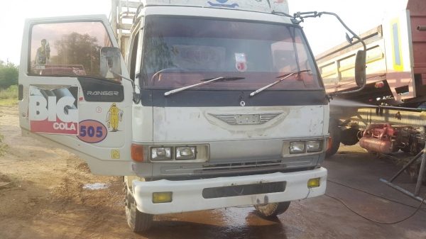 6ล้อฮีโนFC 174  เครื่องHO7C เพาเวอร์รถพร้อมไช้ เอกสารพร้อมโอน