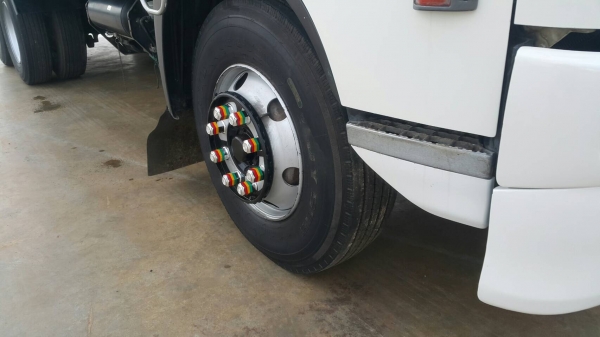 ขายด่วนสิบล้อเพลาเดียวกะบะสามมิตร ยาว6.20 สูง2.20 เมกก้า220 แรง FL1J NPA เดิมๆบางๆ  ยางดี คัสซีสวยทั้งเส้น .