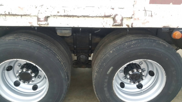 ขายด่วนสิบล้อเพลาเดียวกะบะสามมิตร ยาว6.20 สูง2.20 เมกก้า220 แรง FL1J NPA เดิมๆบางๆ  ยางดี คัสซีสวยทั้งเส้น .