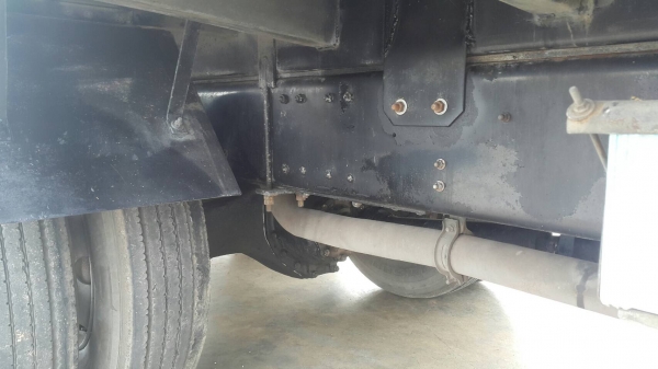 ขายด่วนสิบล้อเพลาเดียวกะบะสามมิตร ยาว6.20 สูง2.20 เมกก้า220 แรง FL1J NPA เดิมๆบางๆ  ยางดี คัสซีสวยทั้งเส้น .