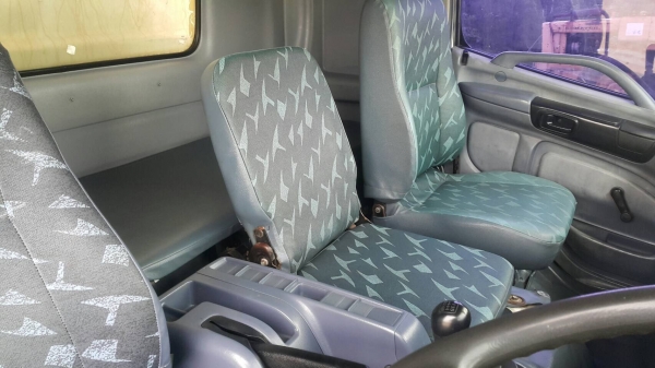 ขายด่วนสิบล้อเพลาเดียวกะบะสามมิตร ยาว6.20 สูง2.20 เมกก้า220 แรง FL1J NPA เดิมๆบางๆ  ยางดี คัสซีสวยทั้งเส้น .