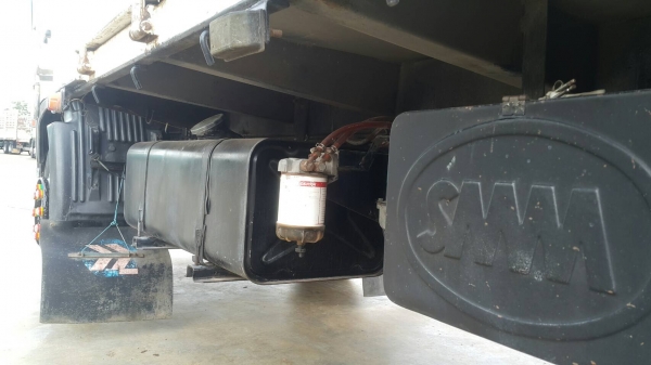 ขายด่วนสิบล้อเพลาเดียวกะบะสามมิตร ยาว6.20 สูง2.20 เมกก้า220 แรง FL1J NPA เดิมๆบางๆ  ยางดี คัสซีสวยทั้งเส้น .