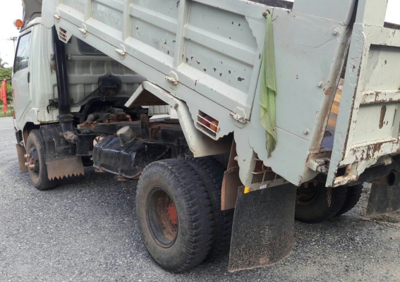 หกล้อ อีโน่ KM777wo4d117ดั้มสามมิต5คิว สภาพดี แอร์เย็นๆ สวยเดิมพร้อมใช้ ทะเบียนพร้อมโอน หกล้อ อีโน่ KM777wo4d117ดั้มสามมิต5คิว สภาพดี แอร์เย็นๆ สวยเดิมพร้อมใช้ ทะเบียนพร้อมโอน