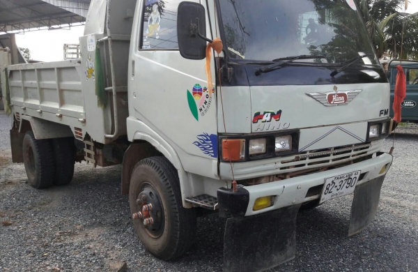 หกล้อ อีโน่ KM777wo4d117ดั้มสามมิต5คิว สภาพดี แอร์เย็นๆ สวยเดิมพร้อมใช้ ทะเบียนพร้อมโอน หกล้อ อีโน่ KM777wo4d117ดั้มสามมิต5คิว สภาพดี แอร์เย็นๆ สวยเดิมพร้อมใช้ ทะเบียนพร้อมโอน