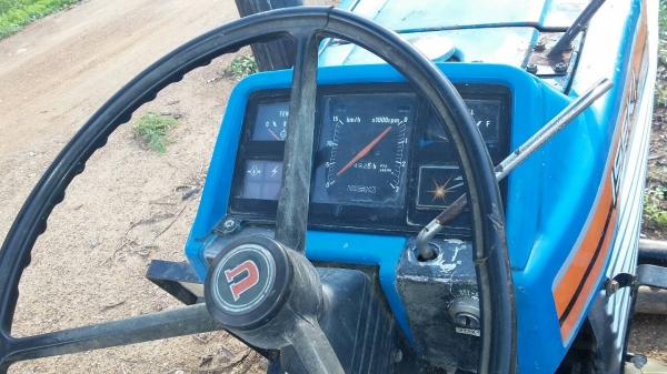 ขายรถเอชากิ(25)พร้อมจอบสภาพเก่านอกเดิมๆ ขายรถเอชากิ(25)พร้อมจอบสภาพเก่านอกเดิมๆ