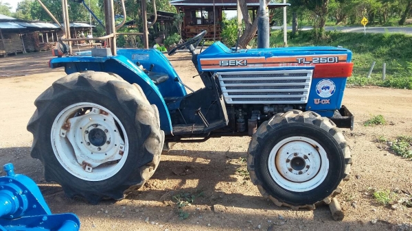 ขายรถเอชากิ(25)พร้อมจอบสภาพเก่านอกเดิมๆ ขายรถเอชากิ(25)พร้อมจอบสภาพเก่านอกเดิมๆ