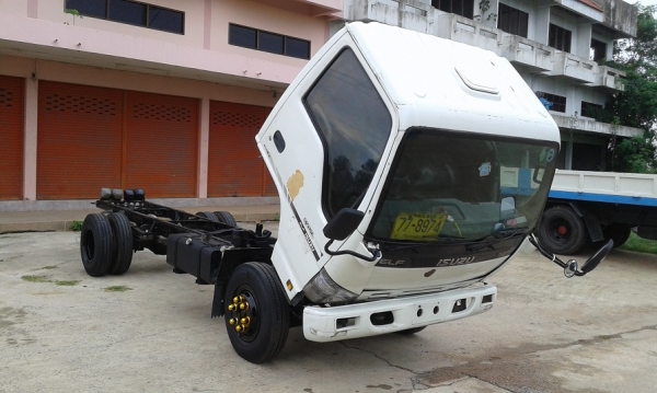 ISUZU NPR 130 แรง หัว - แชชซี ยาว 5 เมตร รถห้างแท้ ปี 51