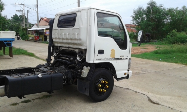 ISUZU NPR 130 แรง หัว - แชชซี ยาว 5 เมตร รถห้างแท้ ปี 51