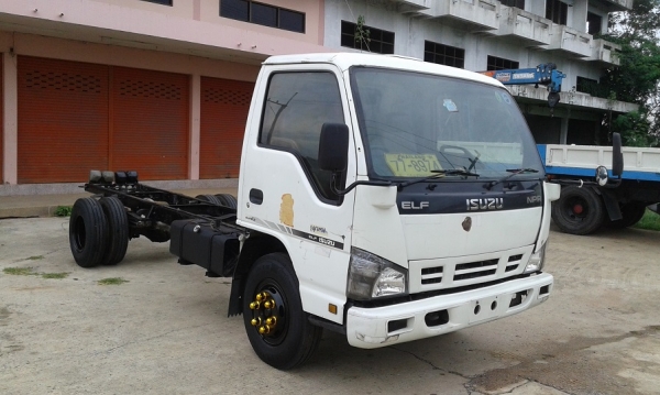 ISUZU NPR 130 แรง หัว - แชชซี ยาว 5 เมตร รถห้างแท้ ปี 51
